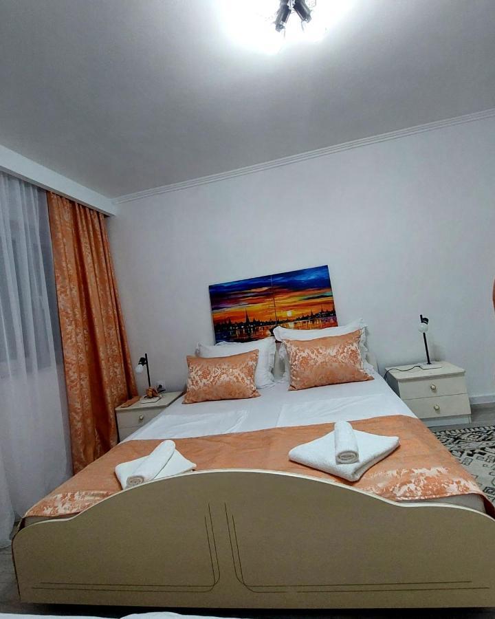 Big Delux Apartment Мостар Екстер'єр фото